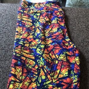 Lularoe leggings...tall and curvy